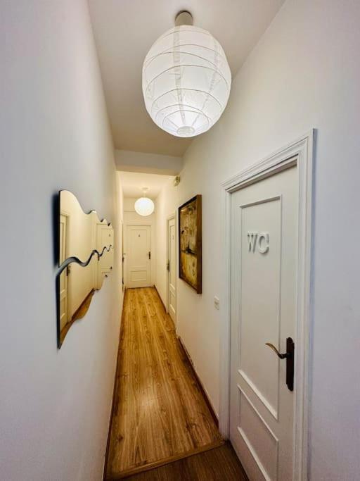 Punta Me Rooms In The Best Location Of Madrid Downtown Ngoại thất bức ảnh