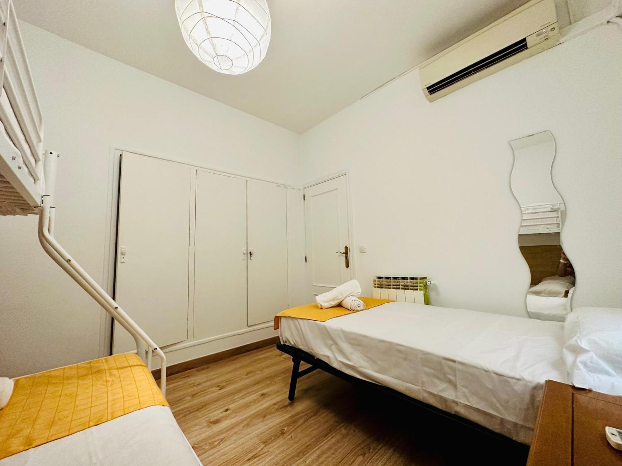 Punta Me Rooms In The Best Location Of Madrid Downtown Ngoại thất bức ảnh