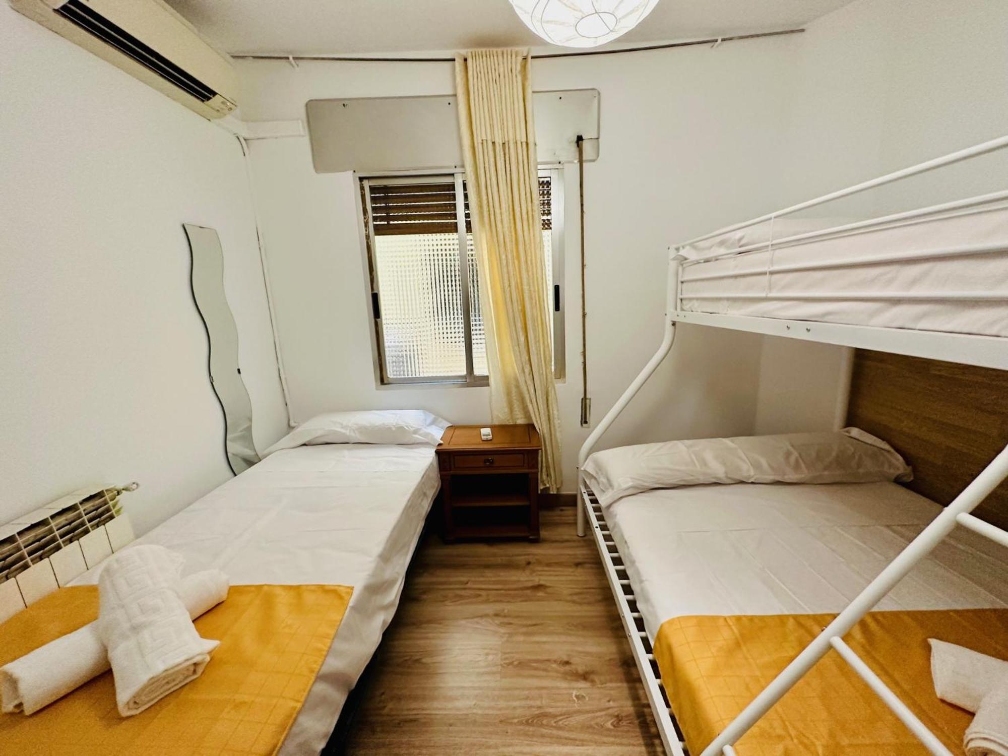 Punta Me Rooms In The Best Location Of Madrid Downtown Ngoại thất bức ảnh