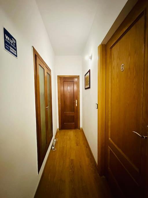 Punta Me Rooms In The Best Location Of Madrid Downtown Ngoại thất bức ảnh